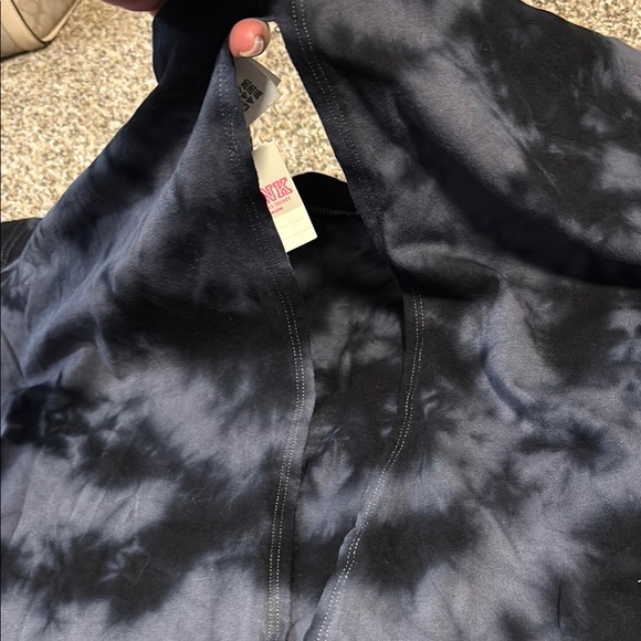 NWT! VS PINK oversized tee! - Picture 6 of 6